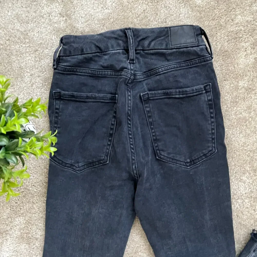 Aeropostale Faded Black Distressed Super High-Rise Curvy Jegging Size:  0R